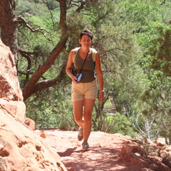 Gina op Kayenta Trail
